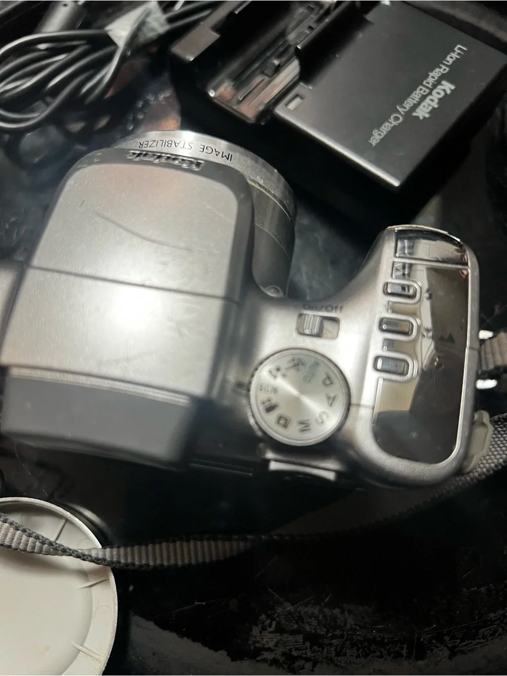 Kodak Lens Digital Camera in Gray with carry case